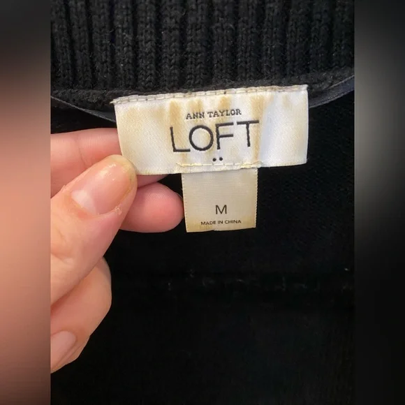 Ann Taylor Loft black cardigan, size M - Picture 3 of 4